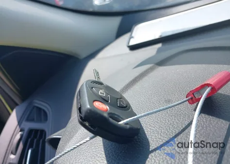 2013 Ford Escape Se z USA, uszkodzony, nr VIN 1FMCU0GX6DUB29519